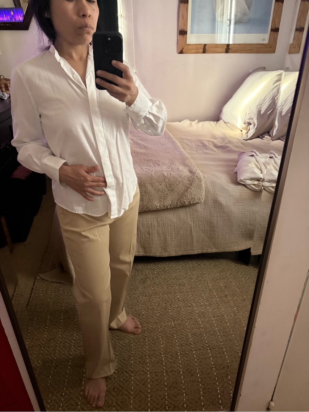 Ellen Tracy woman’s  Crisp White Dress Shirt